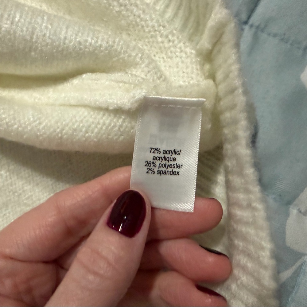 Maurices Sweater - Picture 3 of 4